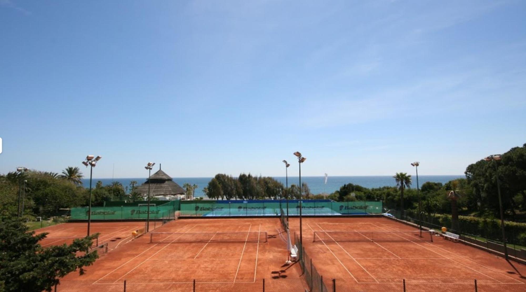 Great Villa Near Beach And מארבלה מראה חיצוני תמונה