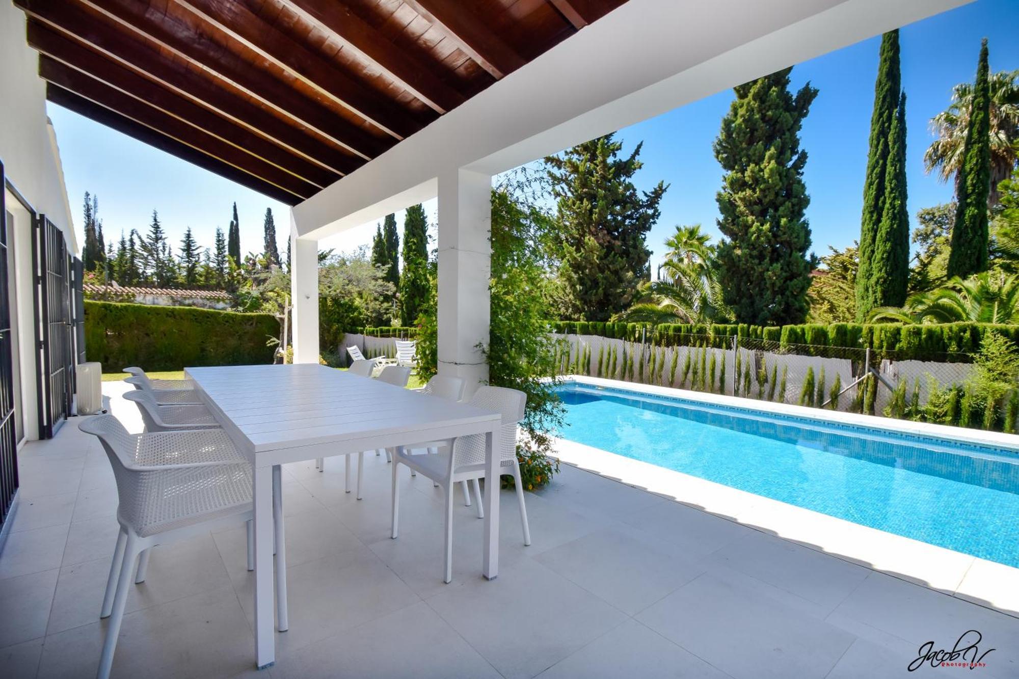 Great Villa Near Beach And מארבלה מראה חיצוני תמונה