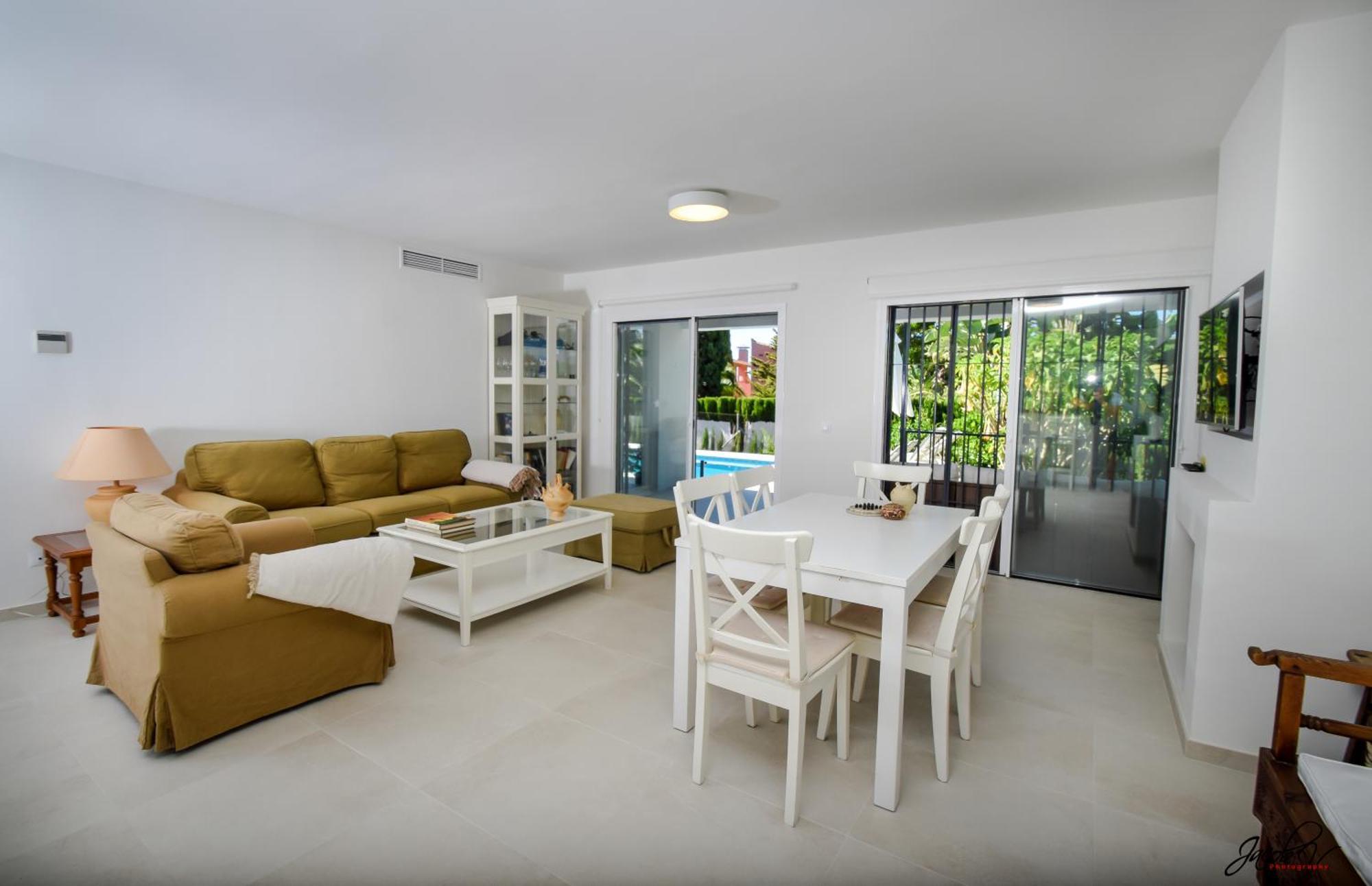 Great Villa Near Beach And מארבלה מראה חיצוני תמונה